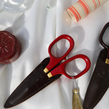 Small Scissors with Lacquered Handles (Shunuri) - Itoma Japanese Craft Studio