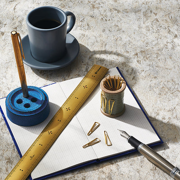 Hasami Magnetic Pin Holder