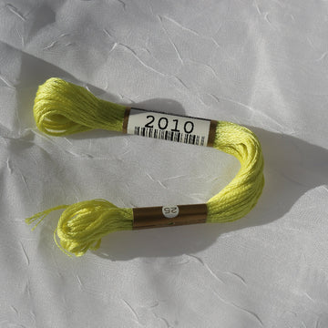 COSMO Size 25 Floss 2010