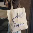 tote bag in use